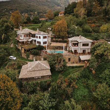 Adama Hotel Mouresi Bagian luar foto