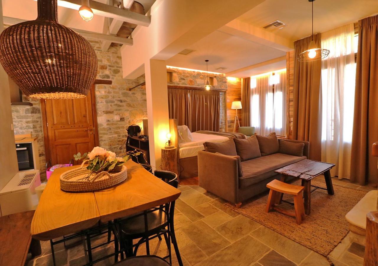 Adama Hotel Mouresi Bagian luar foto
